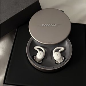 Bose Sleepbuds II and silver